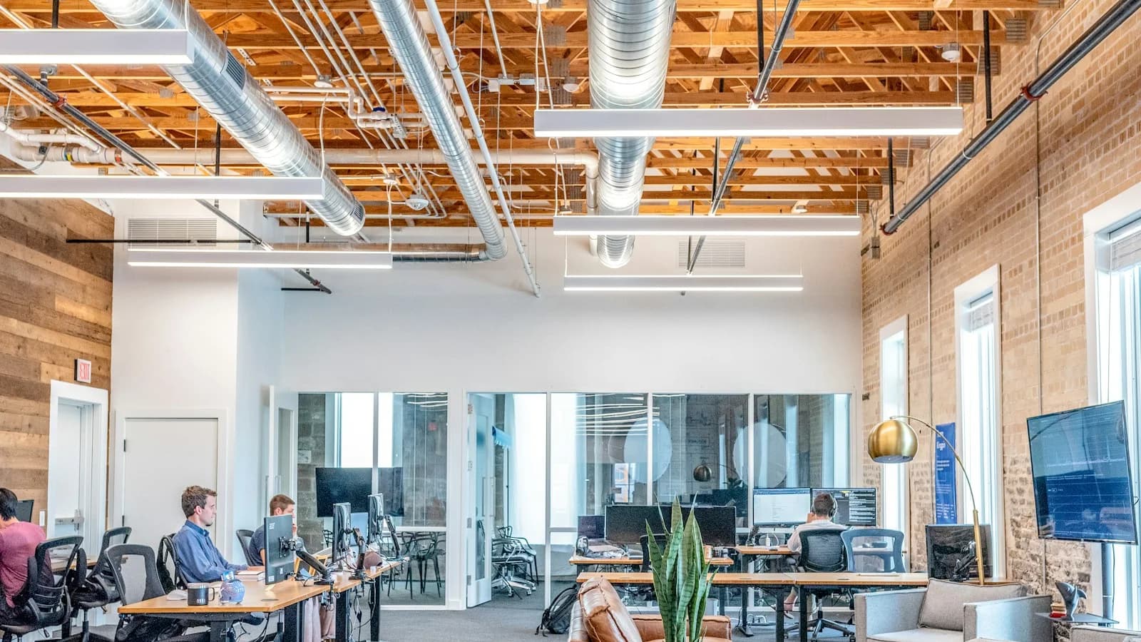 How to Build and Manage High-Performing Remote Teams
